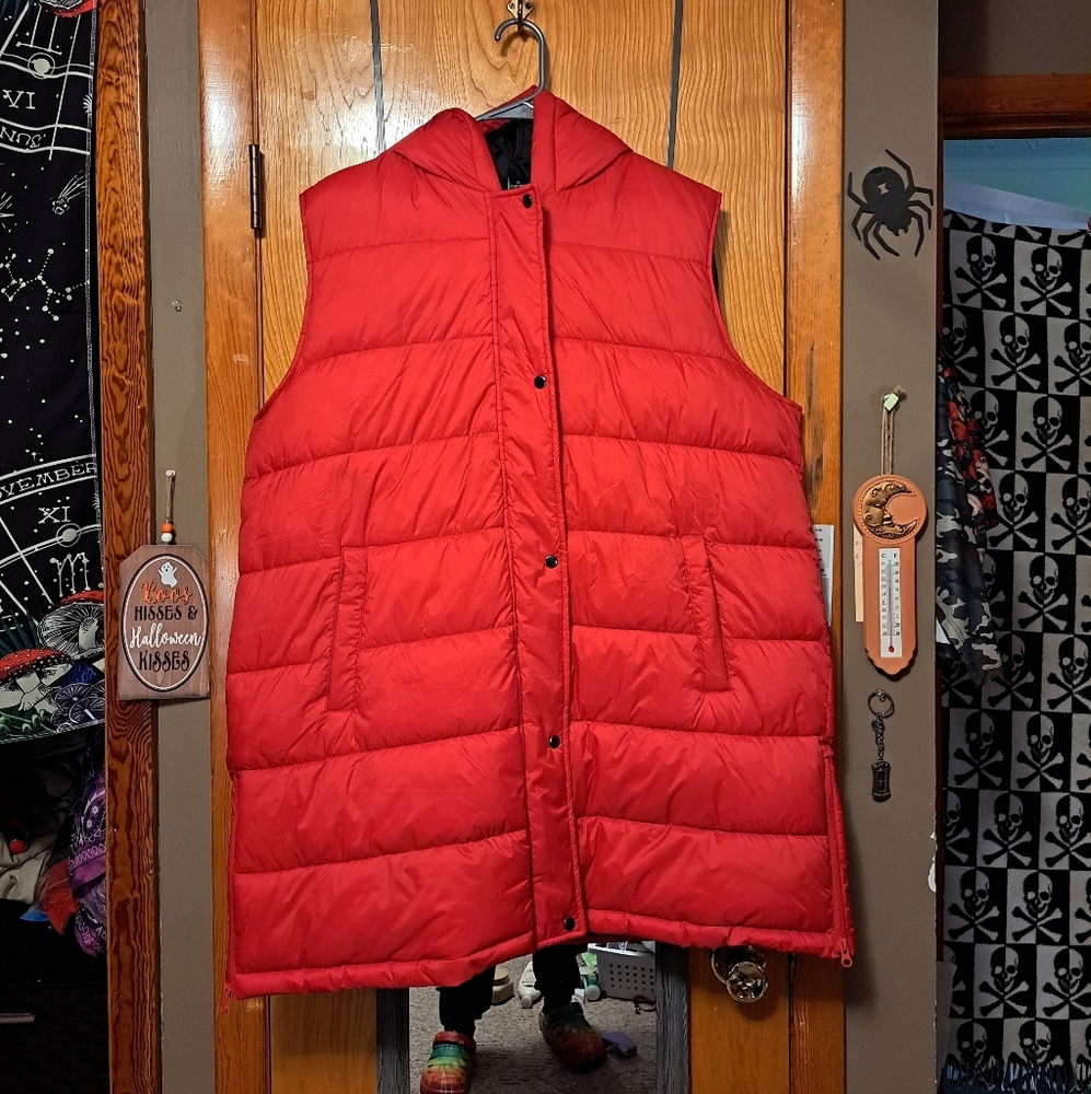 Swiss tech women's puffer vest plus size